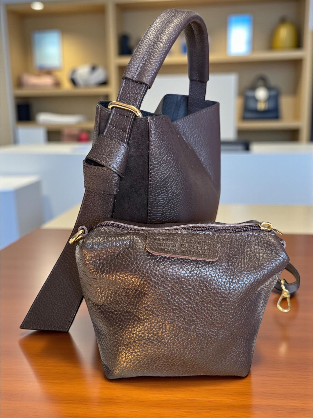 Pebble Leather & Suede chocolate Brown handbag