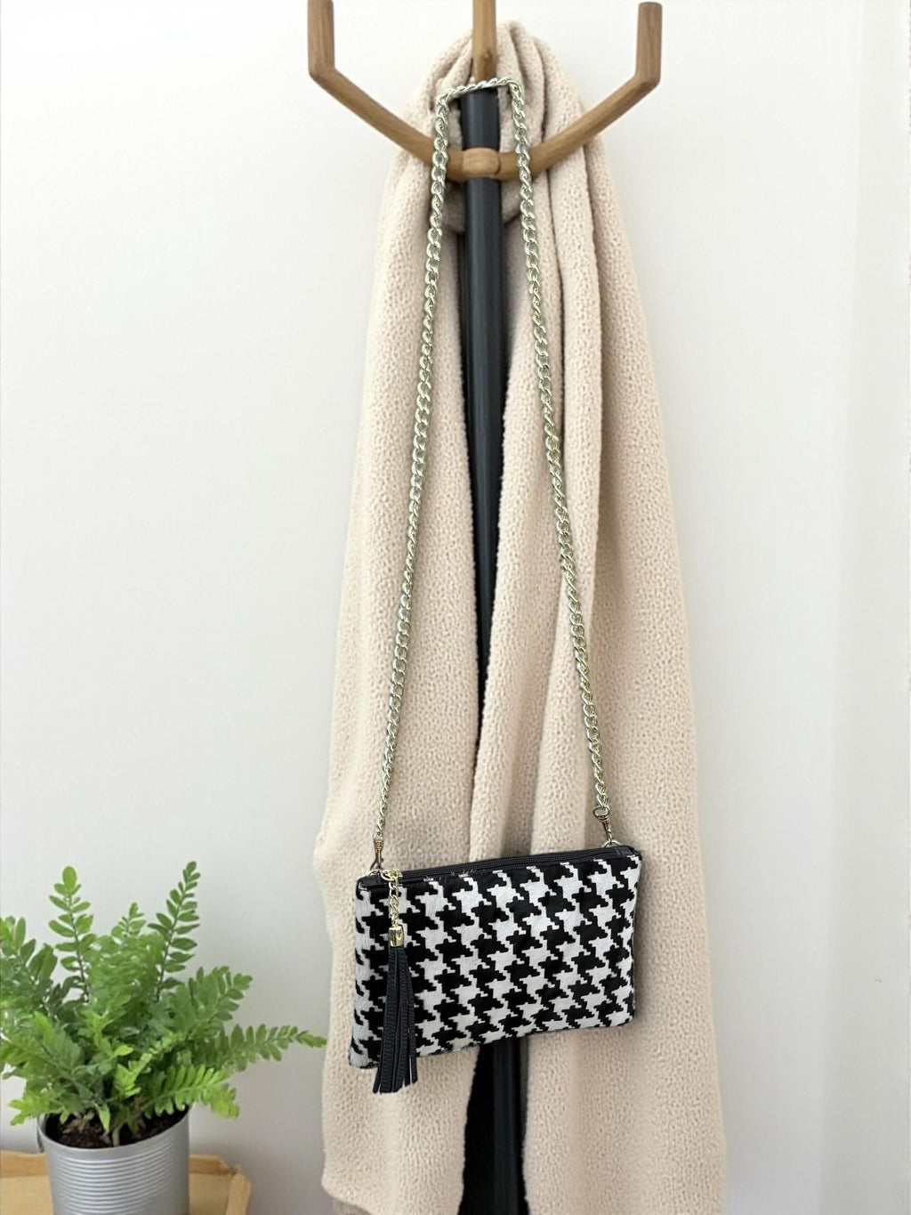 Houndstooth Print Pony Hair Leather clutch–, Gold Chain & Tassel