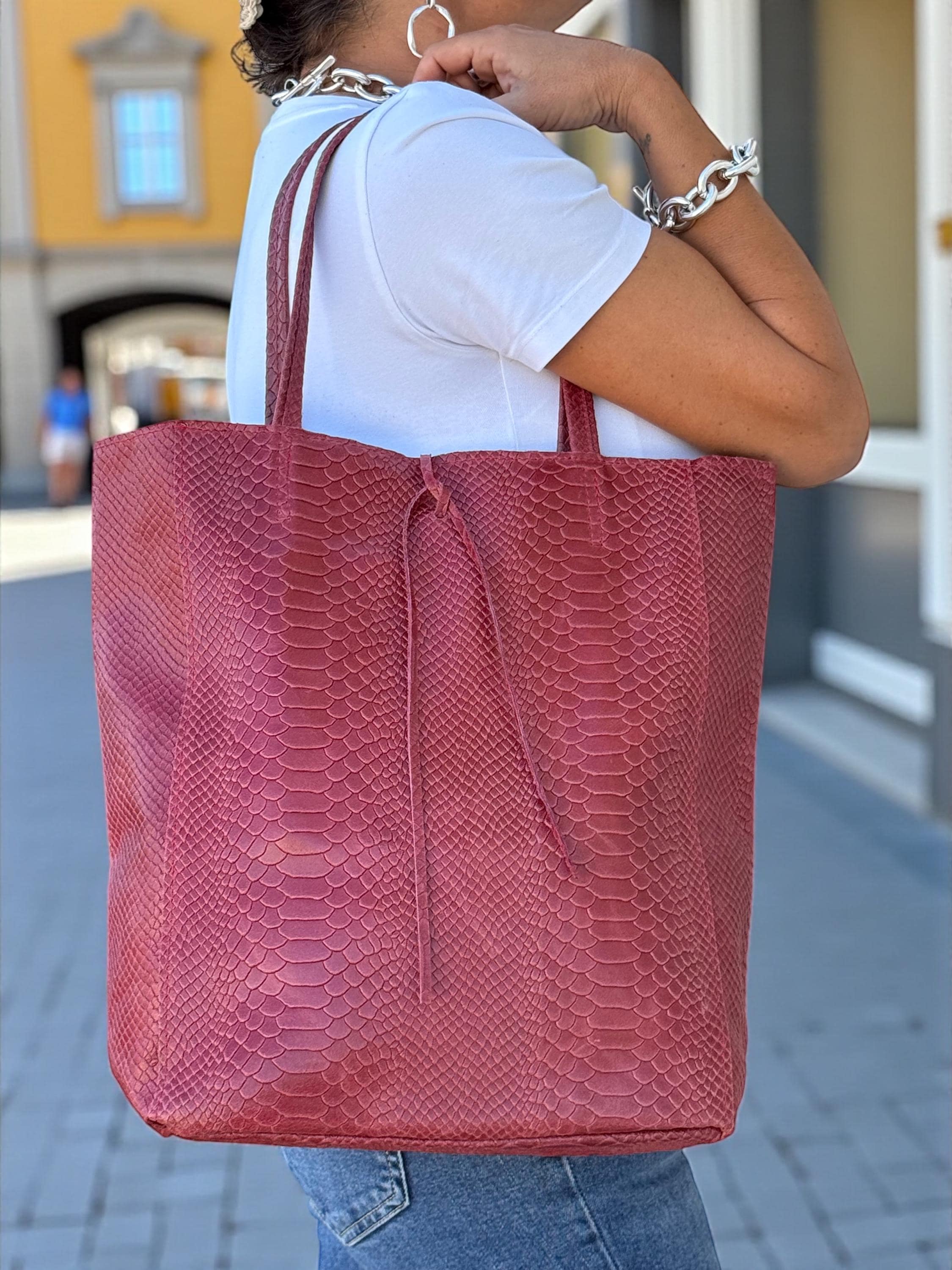 Embossed Genuine leather Ruby Tote shopper bag