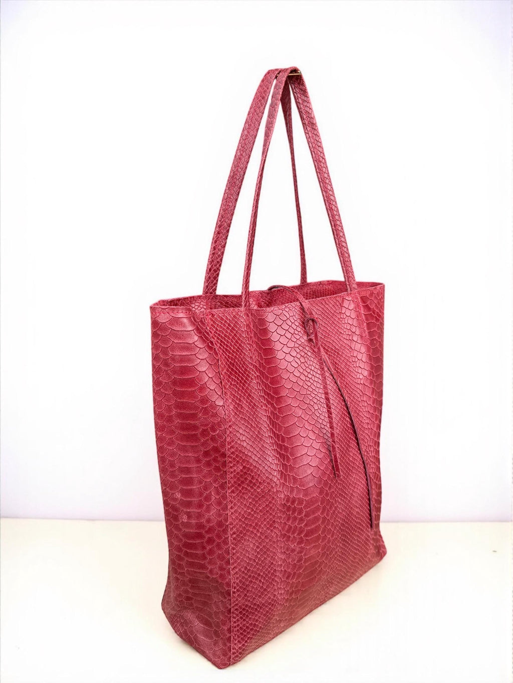 Embossed Genuine leather Ruby Tote shopper bag