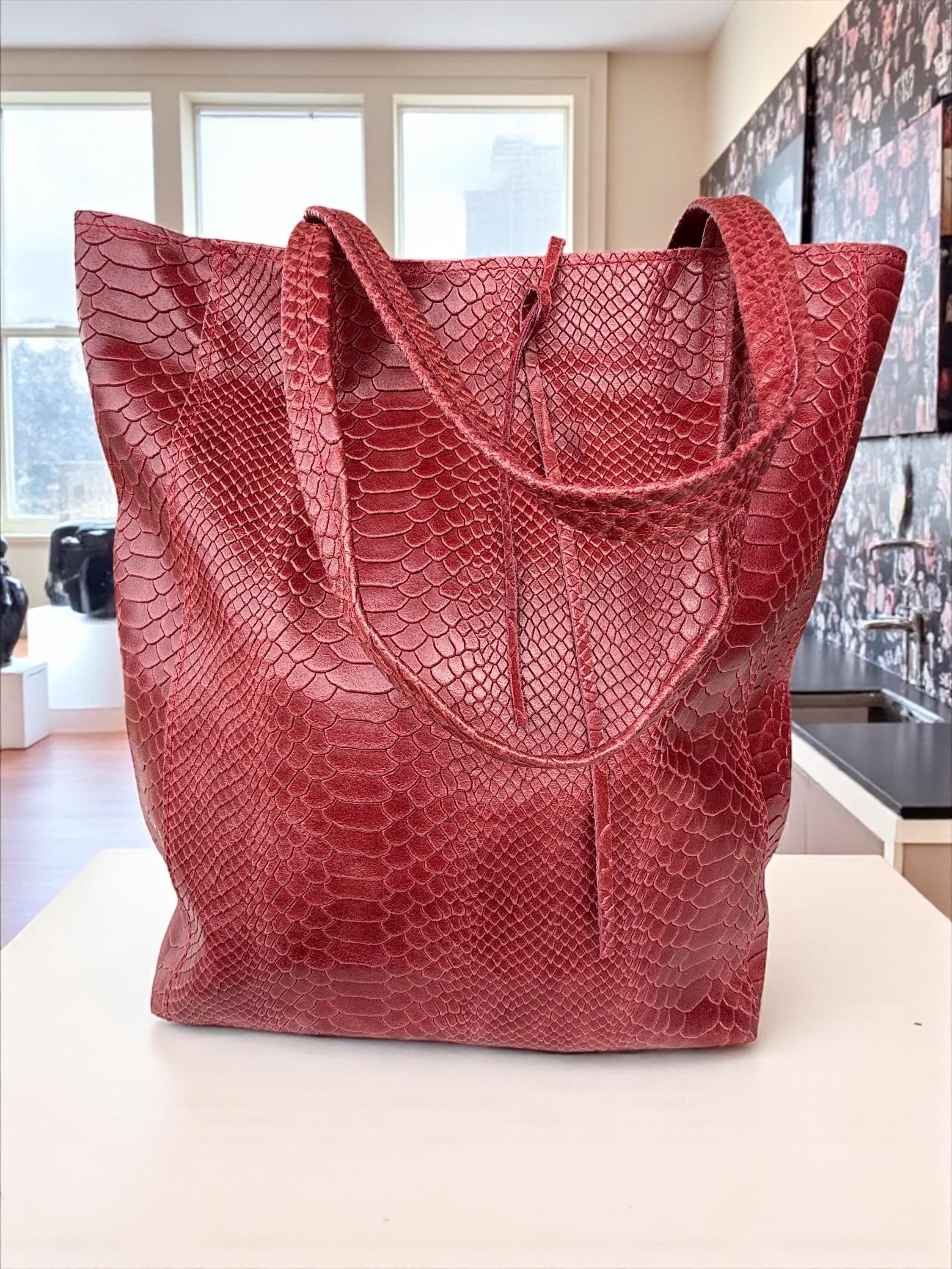 Embossed Genuine leather Ruby Tote shopper bag