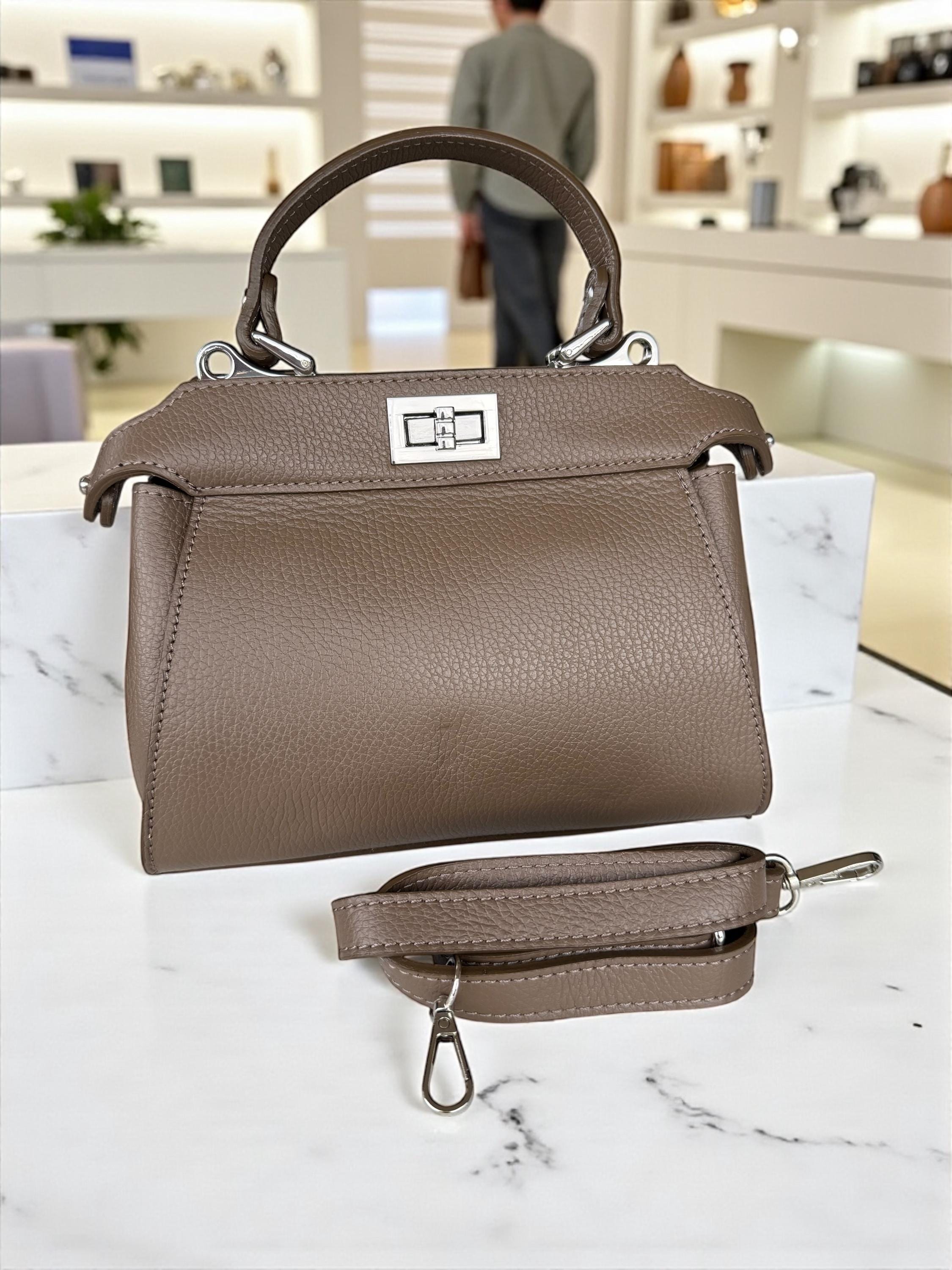 Pebble Leather Classic Toupe saddle handbag