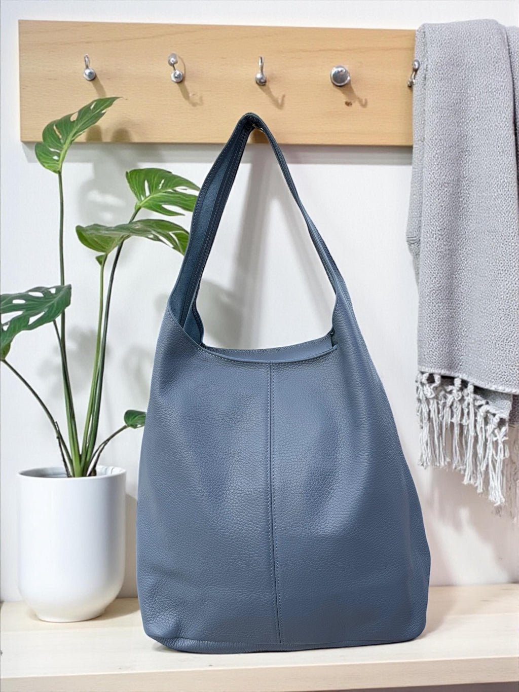 Large blue Pebbled Genuine Leather hobo Bag