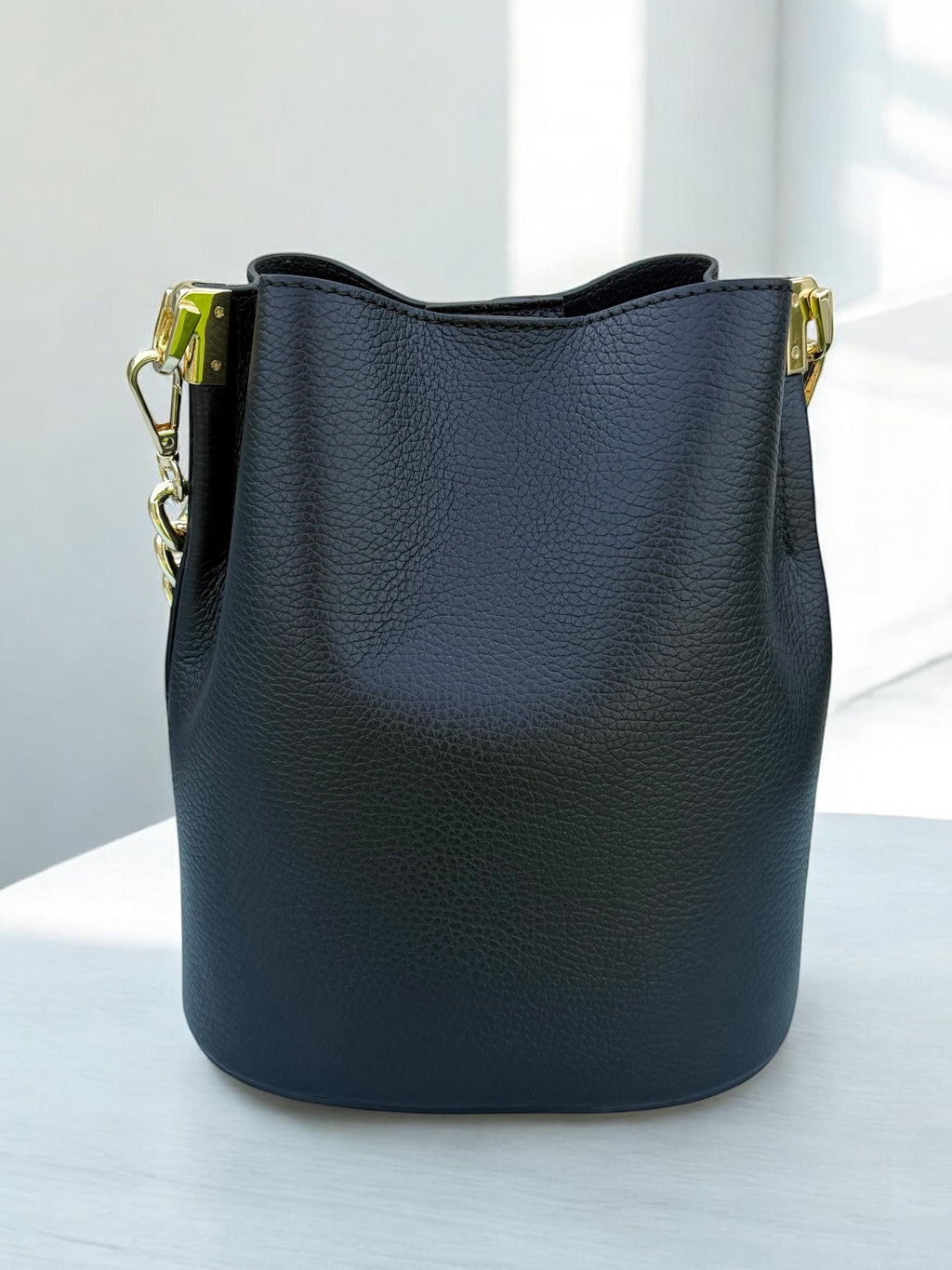 pebbled leather bucket